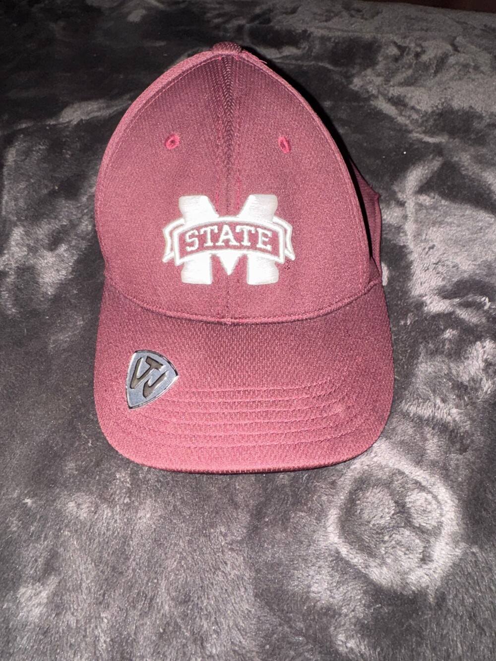 Top of the World Memory-Fit Mississippi State University Baseball Cap Maroon